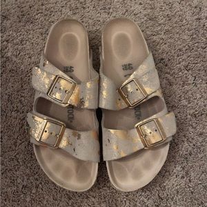 BIRKENSTOCKS